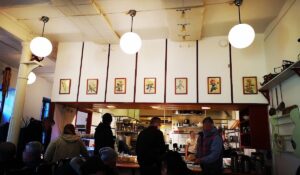Govindas vegetariska restaurang i Lund, matsal och kök